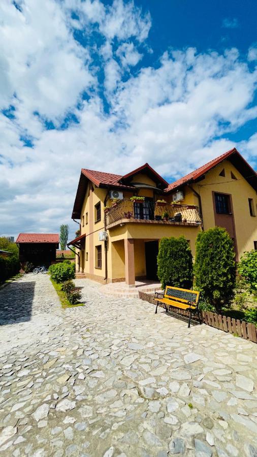 Leto House Târgu Jiu Exterior foto